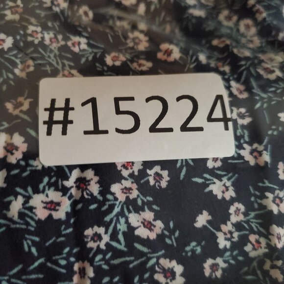 Old Navy Jumpsuit Womens XXL Tall Blue Floral Sleeveless Smocked Romper *NWT* - Picture 10 of 10